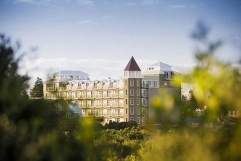 Deep Blue Hotel & Hot Springs - Events Australia 0