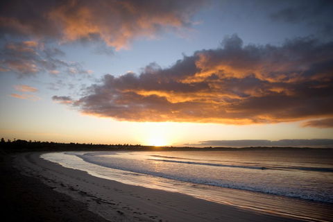 Deep Blue Hotel & Hot Springs - Events Australia 24