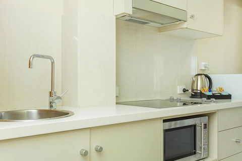 Deep Blue Hotel & Hot Springs - Events Australia 35