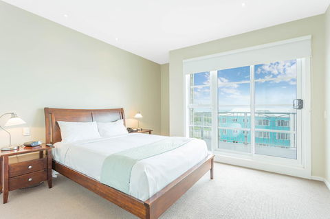 Deep Blue Hotel & Hot Springs - Events Australia 33