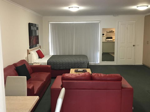 Beachcomber Motel & Apartments - Events Australia 12