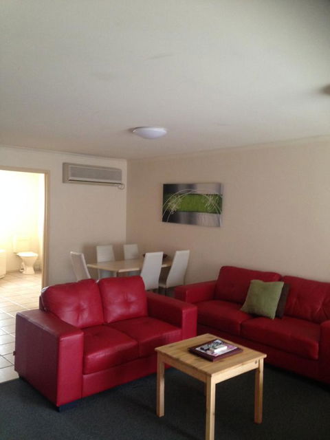Beachcomber Motel & Apartments - Events Australia 15