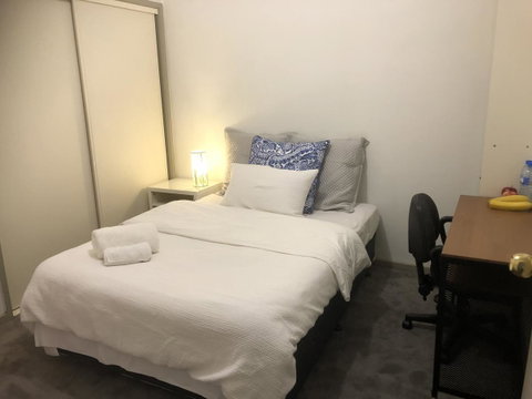 City Lifestyle Accommodation - Tourism Bookings 25
