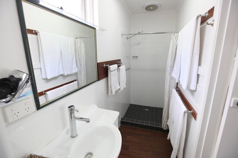 Mornington Motel - Events Australia 6