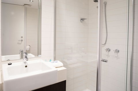 The Dolphin Apartments - Events Australia 11