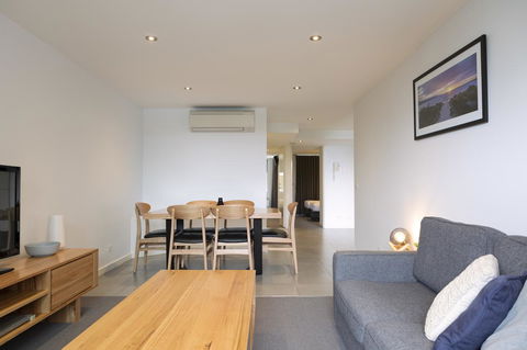 The Dolphin Apartments - Events Australia 7