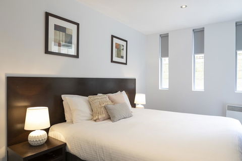 The Dolphin Apartments - Events Australia 9
