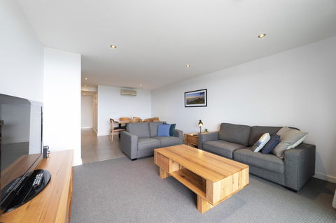 The Dolphin Apartments - Events Australia 13