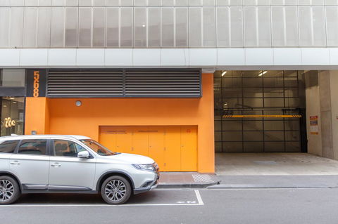 Melbourne SkyHigh Apartments - Events Australia 13