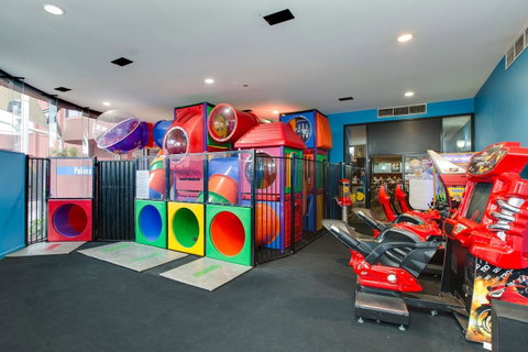 Nightcap At Seaford Hotel - Events Australia 38