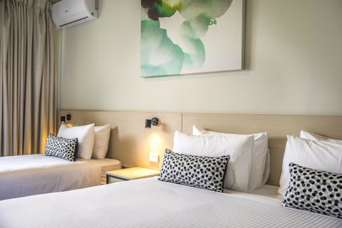 Nightcap At Seaford Hotel - Events Australia 18