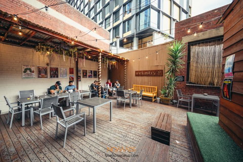 Nomads Melbourne Backpackers - Tourism Bookings 6