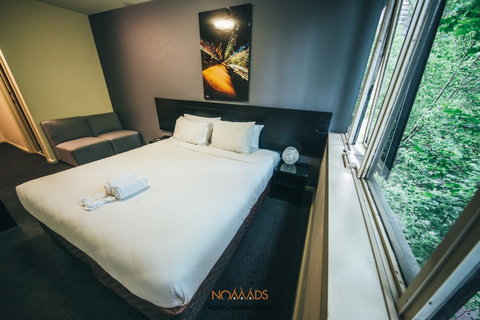 Nomads Melbourne Backpackers - Tourism Bookings 19