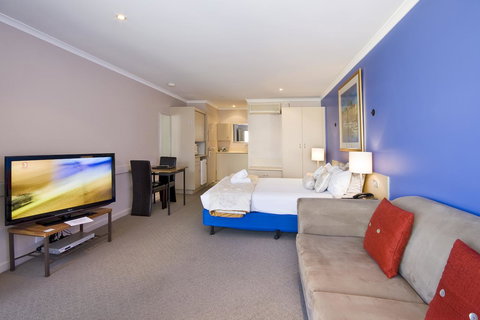 The Sandridge Motel - Events Australia 42
