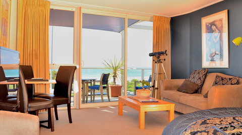 The Sandridge Motel - Events Australia 12