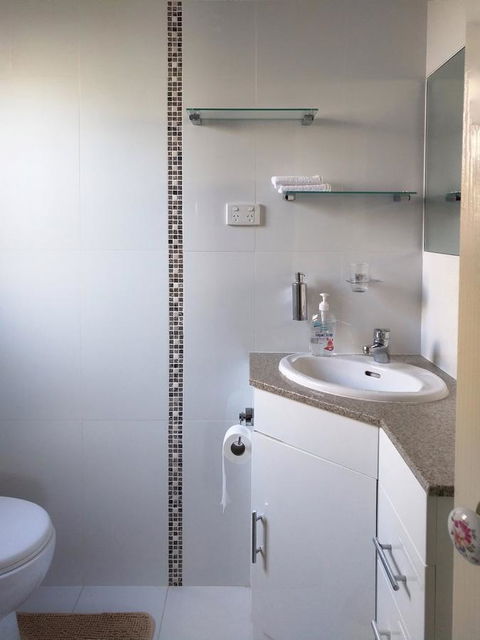 Waterfront Retreat - Events Australia 19