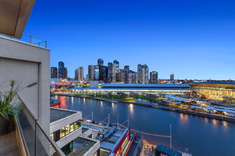 Melbourne Holiday Apartments Flinders Wharf - Tourism Bookings 5