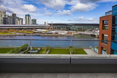 Melbourne Holiday Apartments Flinders Wharf - Tourism Bookings 41