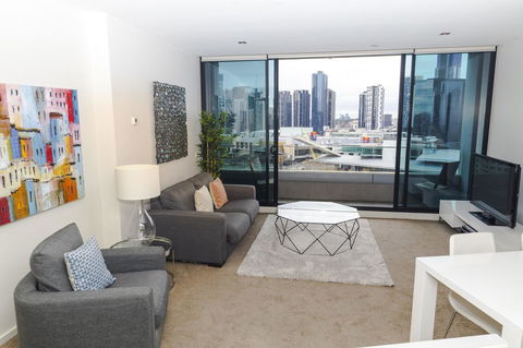 Waterfront Melbourne Apartments - Tourism Bookings 44
