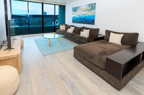 Waterfront Melbourne Apartments - Tourism Bookings 13