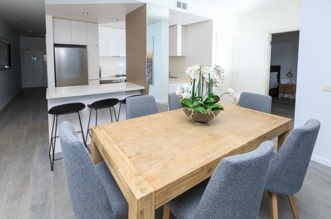 Waterfront Melbourne Apartments - Tourism Bookings 10