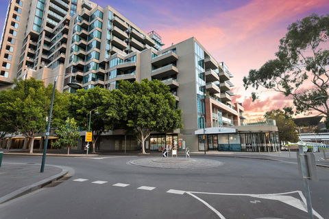 Waterfront Melbourne Apartments - Tourism Bookings 21