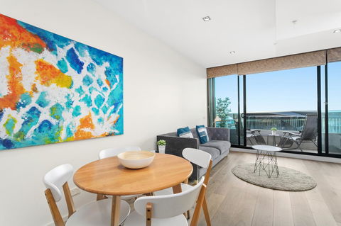 Waterfront Melbourne Apartments - Tourism Bookings 38