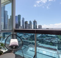 La Maison - Great View Free Parking Pool Gym Perfectly located 2BR apartment