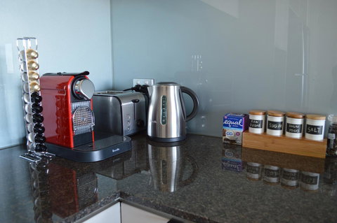 3BR Apartment At Victoria Tower Southbank - Tourism Bookings 6