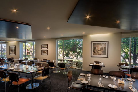 BEST WESTERN PLUS Travel Inn - Tourism Bookings 12