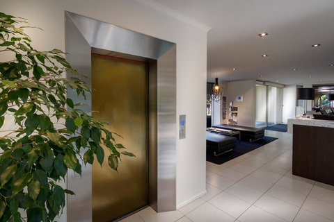 BEST WESTERN PLUS Travel Inn - Tourism Bookings 22