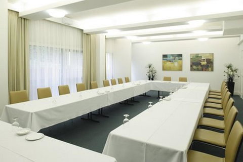 BEST WESTERN PLUS Travel Inn - Tourism Bookings 19