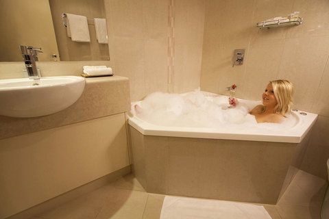 BEST WESTERN PLUS Travel Inn - Tourism Bookings 37