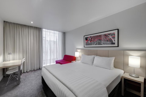Travelodge Hotel Melbourne Docklands - Tourism Bookings 0