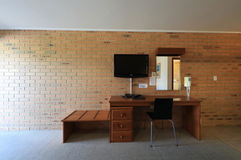 Quays Motel San Remo - Events Australia 9