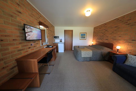 Quays Motel San Remo - Events Australia 20