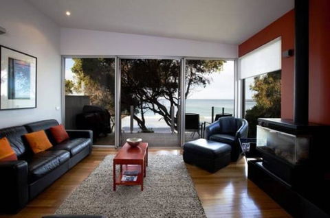 Battery Cove Beach Front Apartment - Tourism Bookings 14