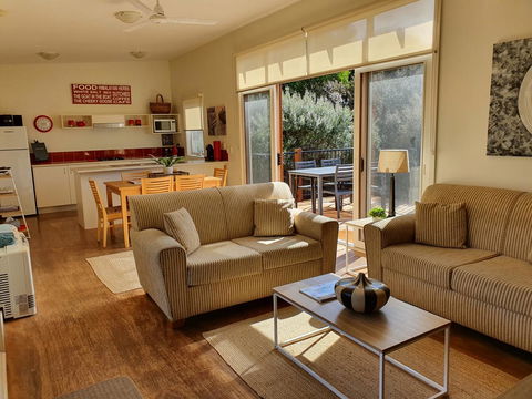Rural 5 Star Villa\'s With Resort Amenities - Tourism Bookings 2