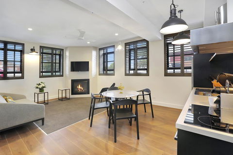 Devlin Apartments - Tourism Bookings 2