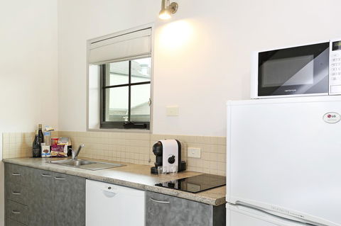 Quality Inn & Suites The Menzies - Tourism Bookings 20