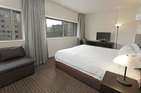 Causeway 353 Hotel - Accommodation Europe 7