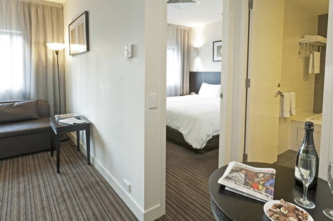 Causeway 353 Hotel - Accommodation Europe 33