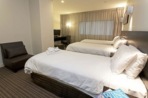 Causeway 353 Hotel - Accommodation Europe 20