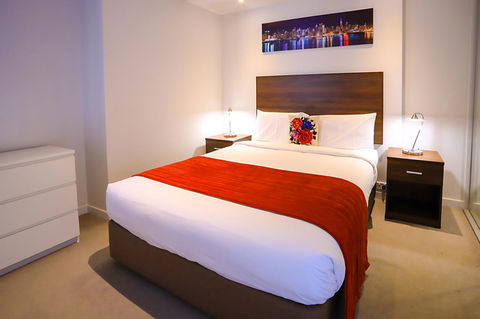 Flinders Street Apartments - Events Australia 14