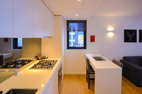 Flinders Street Apartments - Events Australia 8