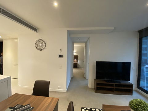 Flinders Street Apartments - Events Australia 25