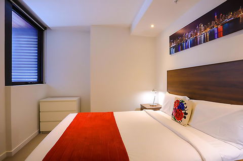 Flinders Street Apartments - Events Australia 12