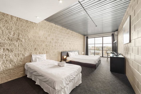 Summer House Melbourne - Events Australia 15