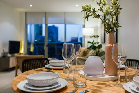 Auguste, Melbourne CBD Private Accommodation With Parking - Events Australia 12