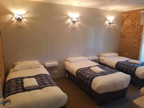 Tropicana Motor Inn - Tourism Bookings 34